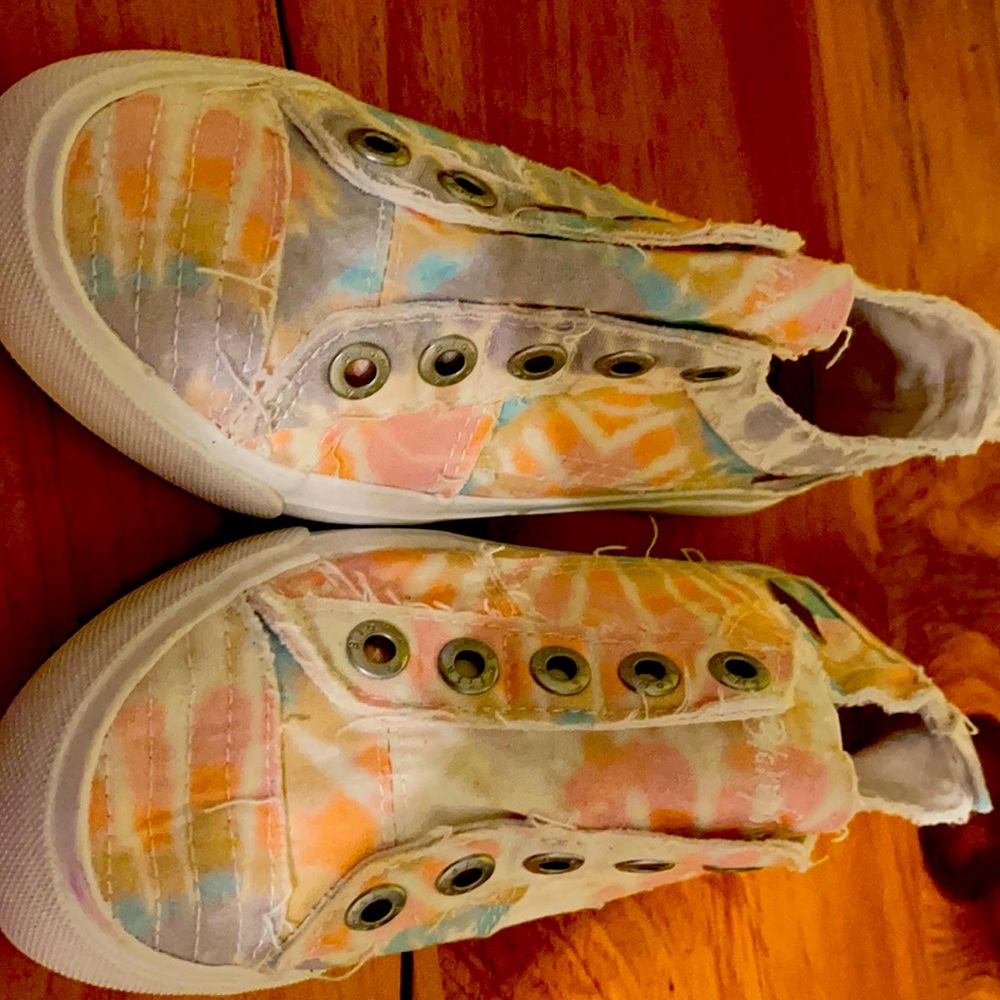 Girls blowfish shoes size two